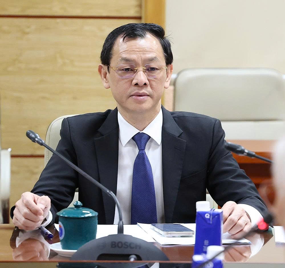 Thứ trưởng Nguyễn Tri Thức tiếp Hiệu trưởng Trường Đại học Khoa học Ứng dụng IMC Krems- Cộng hòa Áo
- Ảnh 2.