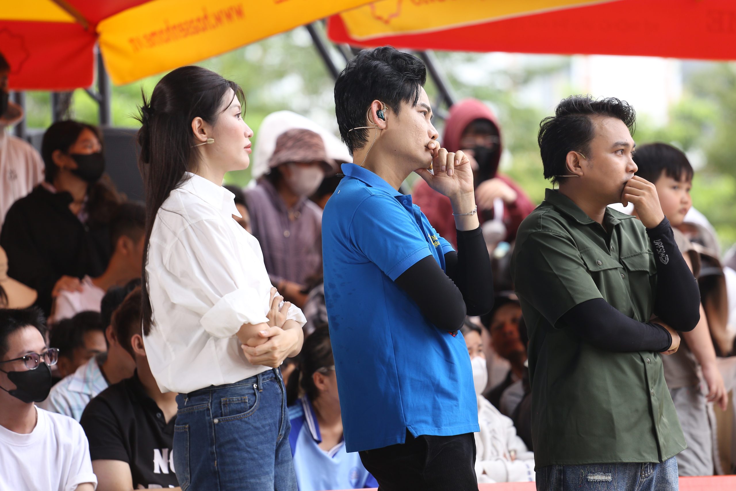 Tre kunstnere fikk hodestups et sjokk da de så barnas vanskelige levekår.