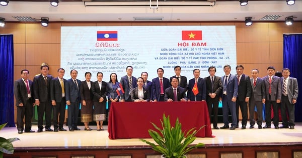 Hơn 3.000 lượt người dân nước bạn Lào đến tỉnh Điện Biên khám, chữa bệnh