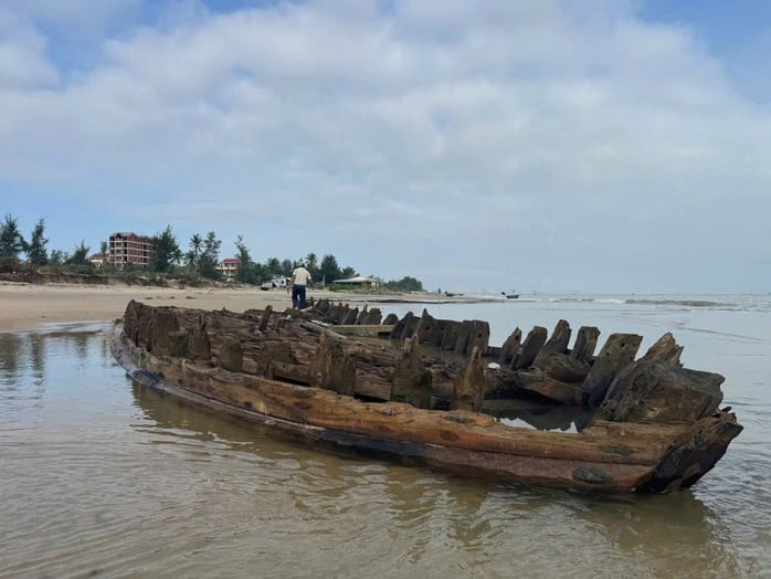 Khảo sát con tàu cổ ở Hội An: Di sản văn hóa quan trọng bị đắm - Ảnh 3.