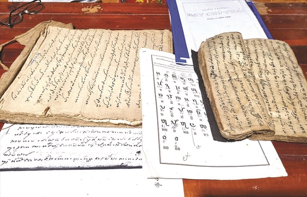 „Lehrer ohne Podien“ halten die Flamme der thailändischen Kultur mitten im Dschungel am Leben – Foto 4