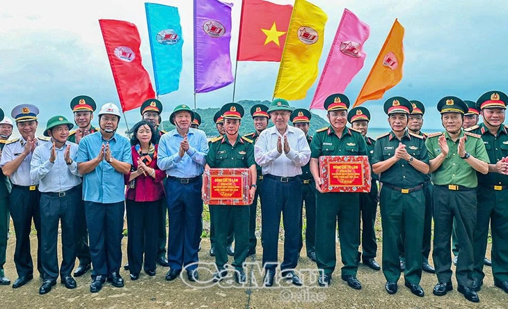 Hòn Khoai - Ảnh 6.