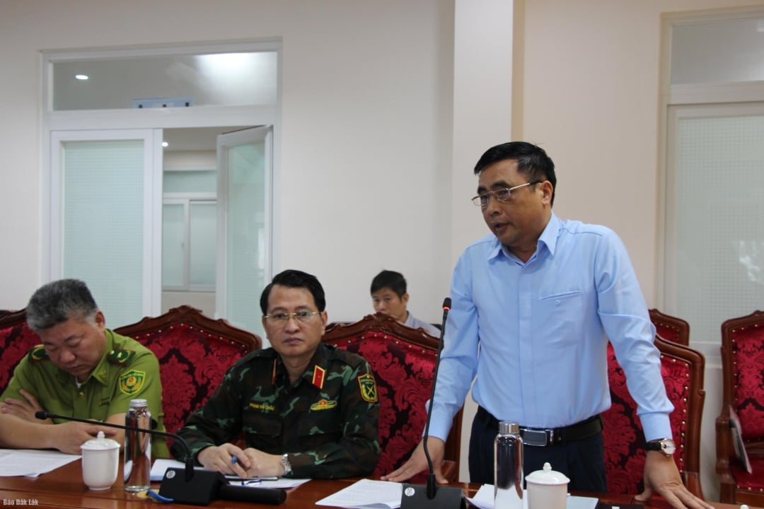 Viseministeren for landbruk og miljø styrer forvaltningen, driften og reguleringen av reservoarene for å sikre demningenes sikkerhet og redusere flom nedstrøms.