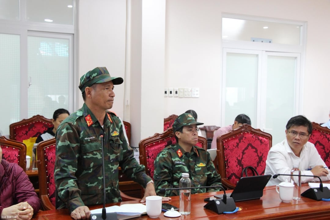 Representant for militærregion V presenterte mobilisering av styrker og midler til redning.