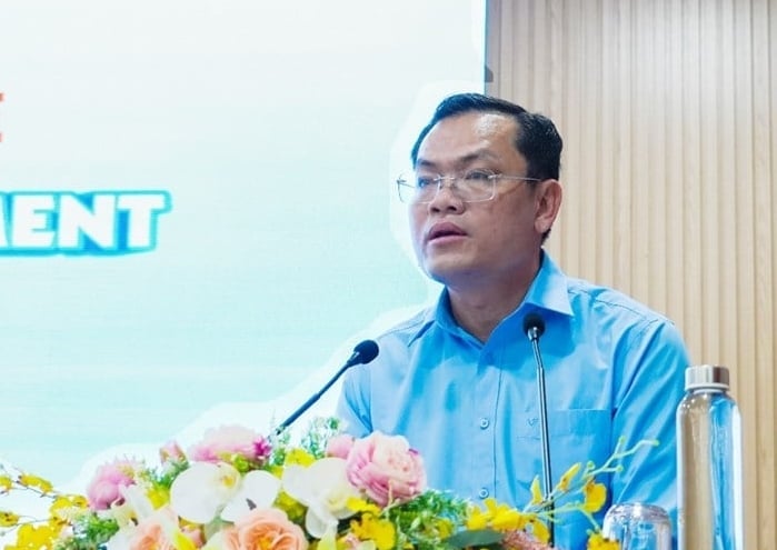 Ông Ngô Vũ Thăng, Phó Chủ tịch UBND tỉnh Cà Mau phát biểu tại hội thảo. Ảnh: Trọng Linh.