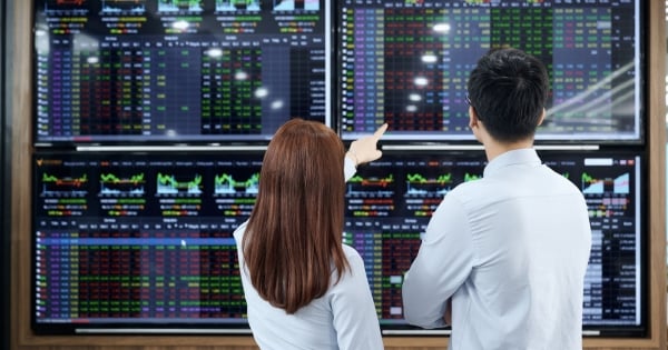 Gỡ rào niêm yết, mở kênh hút vốn cho doanh nghiệp sản xuất, công nghệ