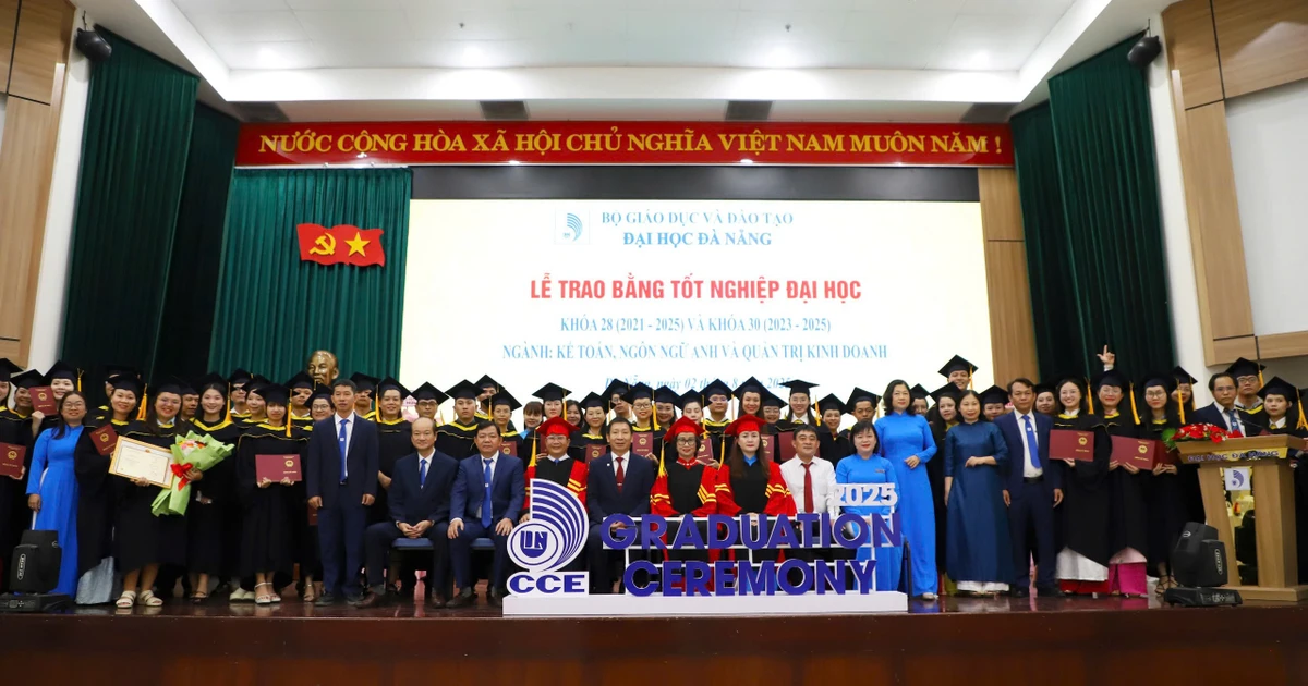 Hành trình lan tỏa tri thức, đồng hành cùng xã hội học tập