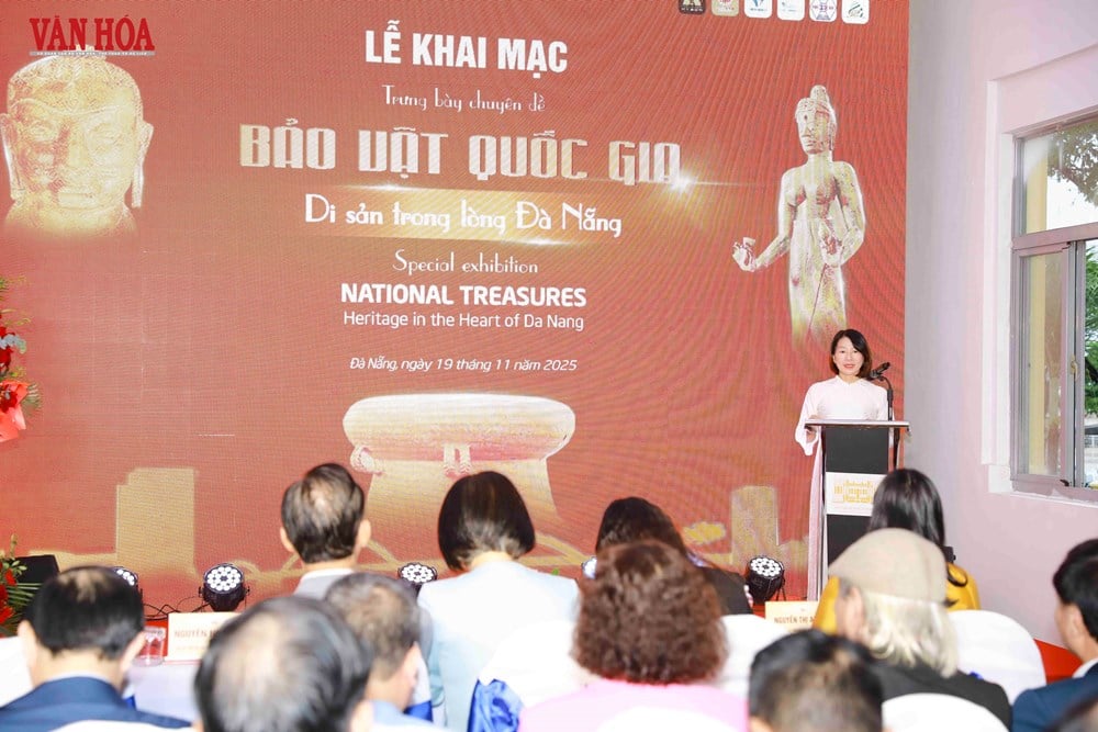 Vernisáž tematické výstavy „Národní poklady – dědictví v srdci Da Nangu“ – foto 1