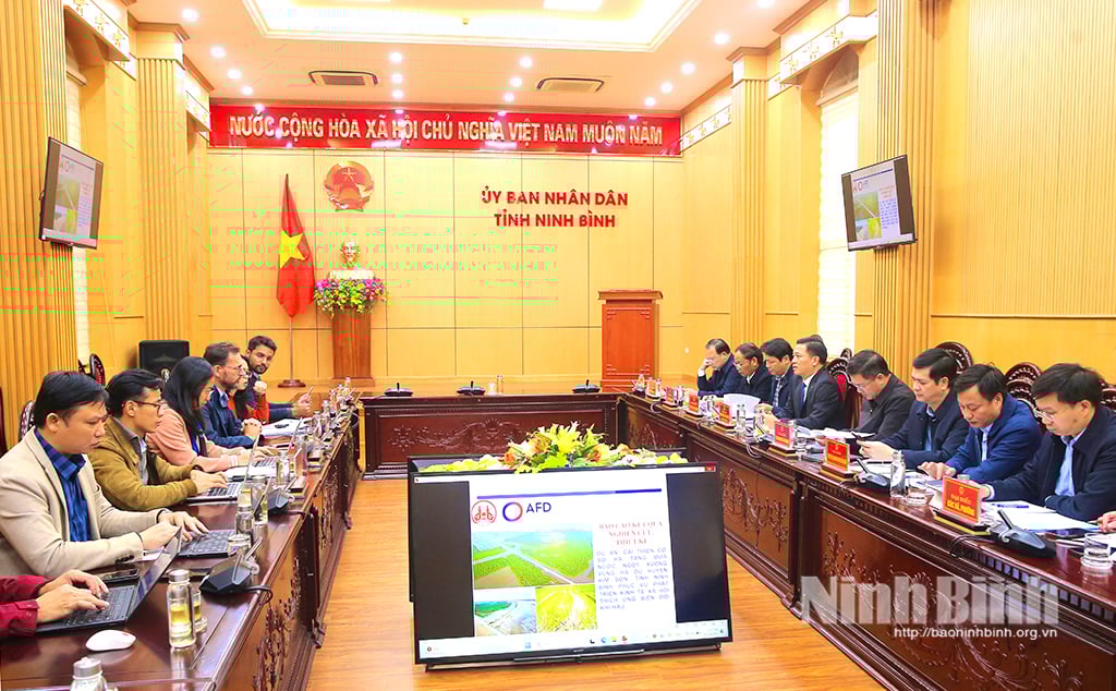 कार्य दृश्य.