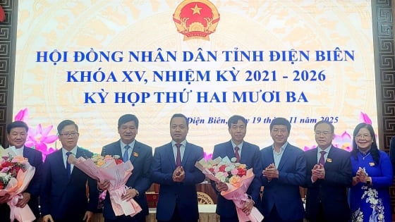 HĐND tỉnh Điện Biên kiện toàn Chủ tịch HĐND và UBND