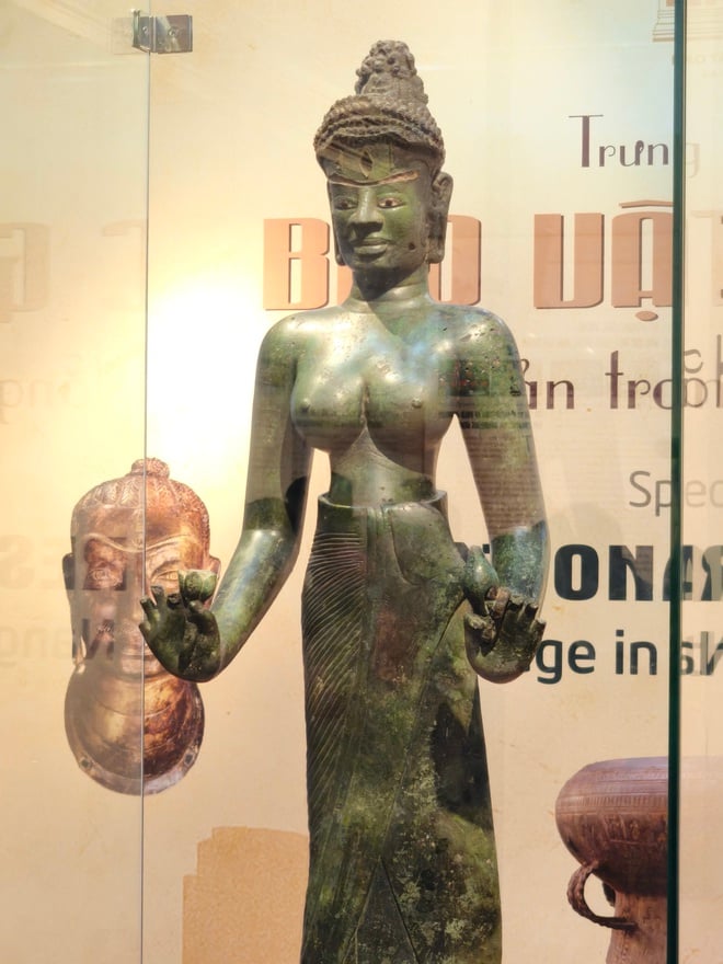 Lần đầu trưng bày bảo vật quốc gia tượng Bồ tát Tara hoàn chỉnh - Ảnh 9.