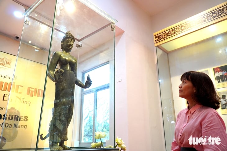 Lần đầu tiên giới thiệu tới công chúng bảo vật quốc gia tượng Bồ tát Tara hoàn chỉnh - Ảnh 1.