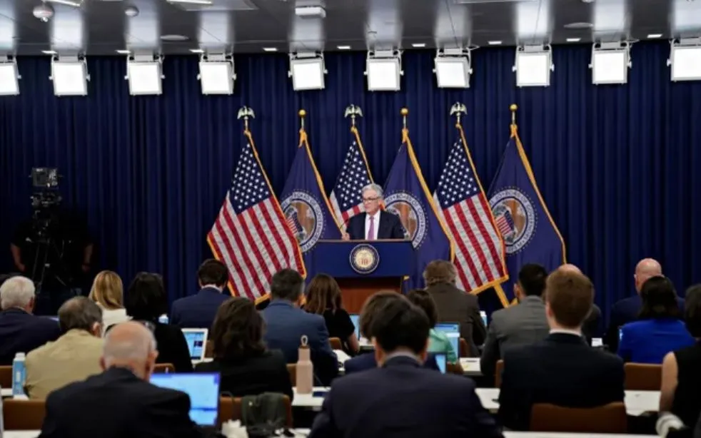 Các quan chức Fed bất đồng sâu sắc về tình hình nền kinh tế