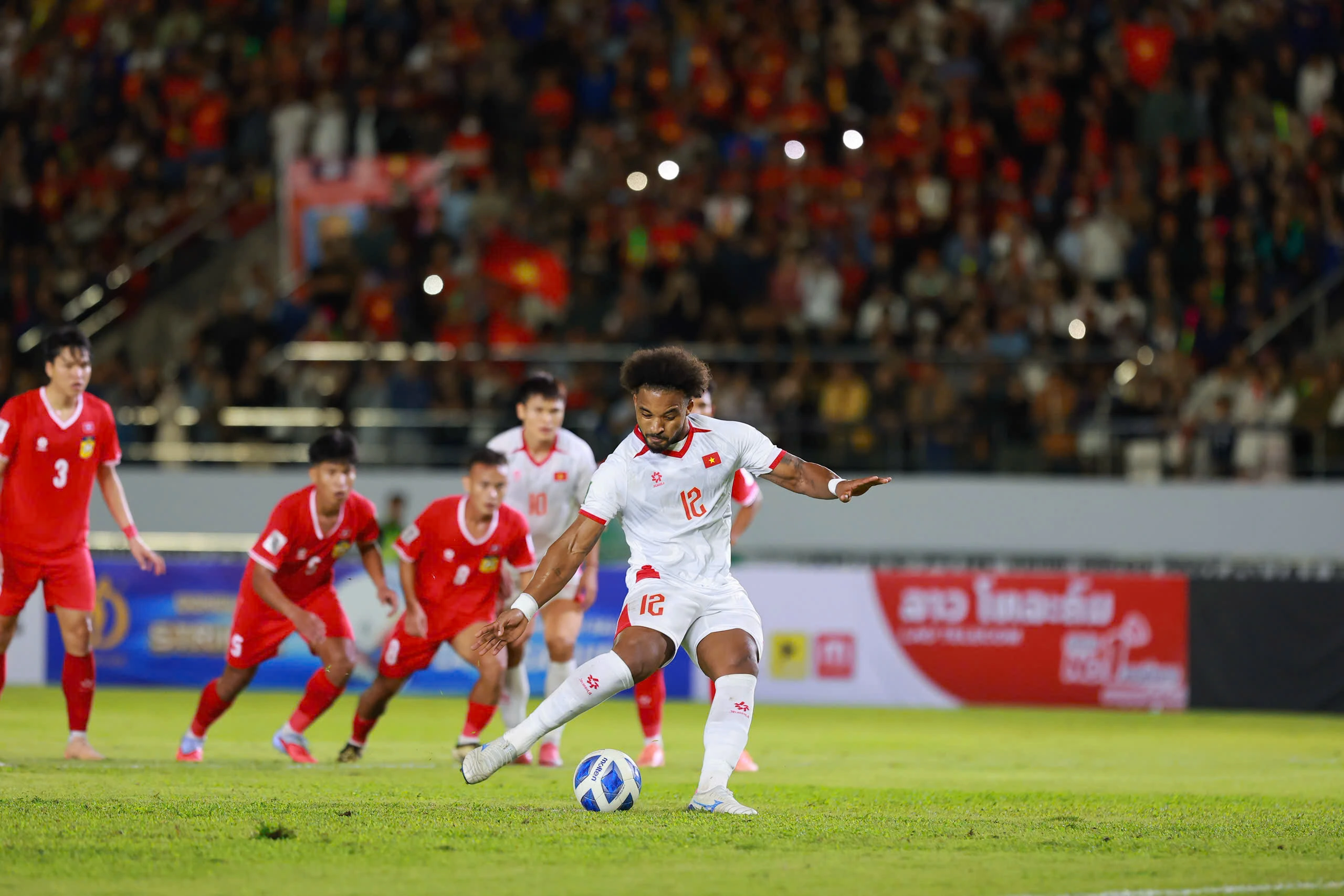 Lào 0-2 đội tuyển Việt Nam, vòng loại Asian Cup 2027: Dấu ấn của Tuấn Hải và Xuân Son