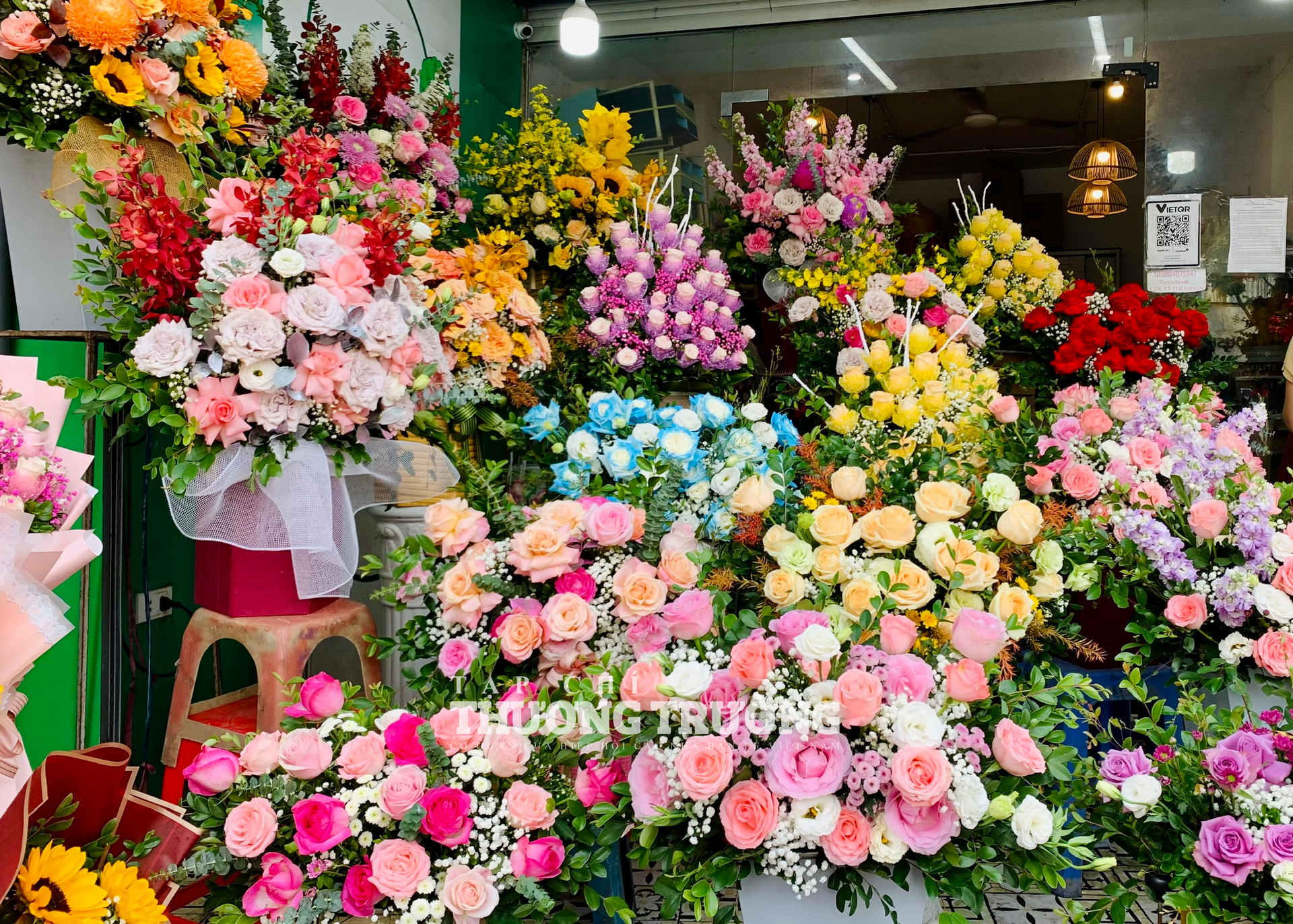Praktické dárky jsou na vzestupu – nový trend vietnamského Dne učitelů 2011