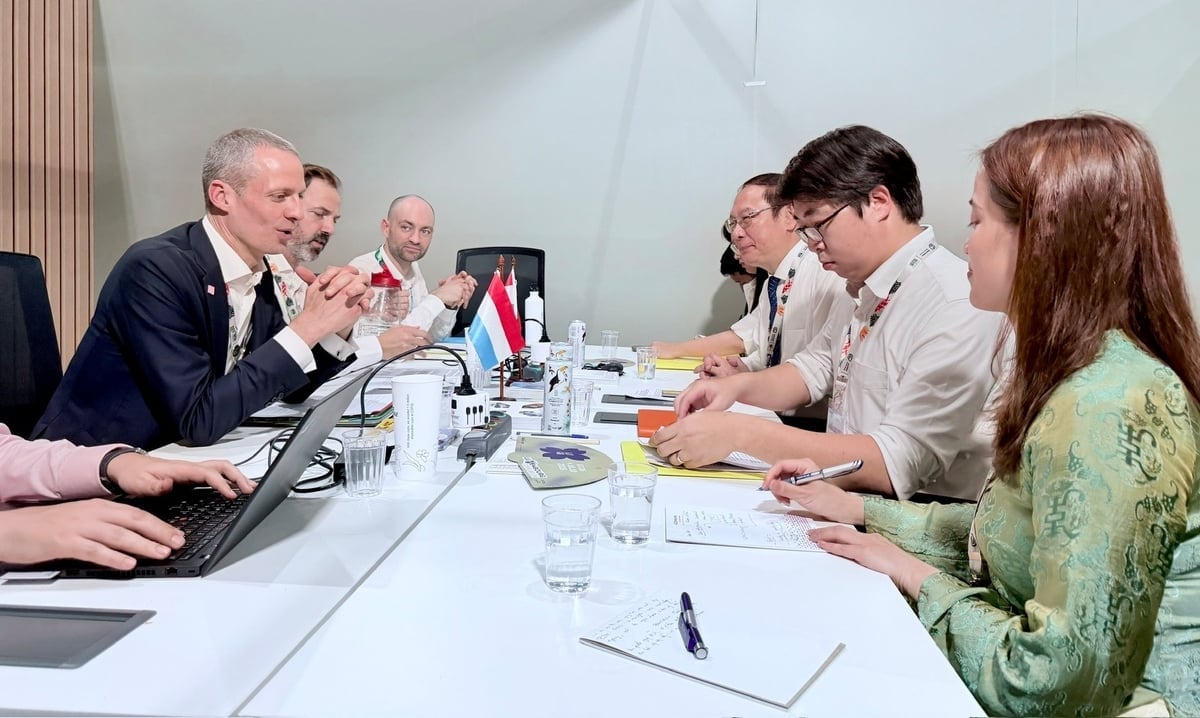 Bộ trưởng Serge Wilmes bày tỏ ủng hộ các nỗ lực ứng phó biến đổi khí hậu tại Việt Nam. Ảnh: Chu Hương.