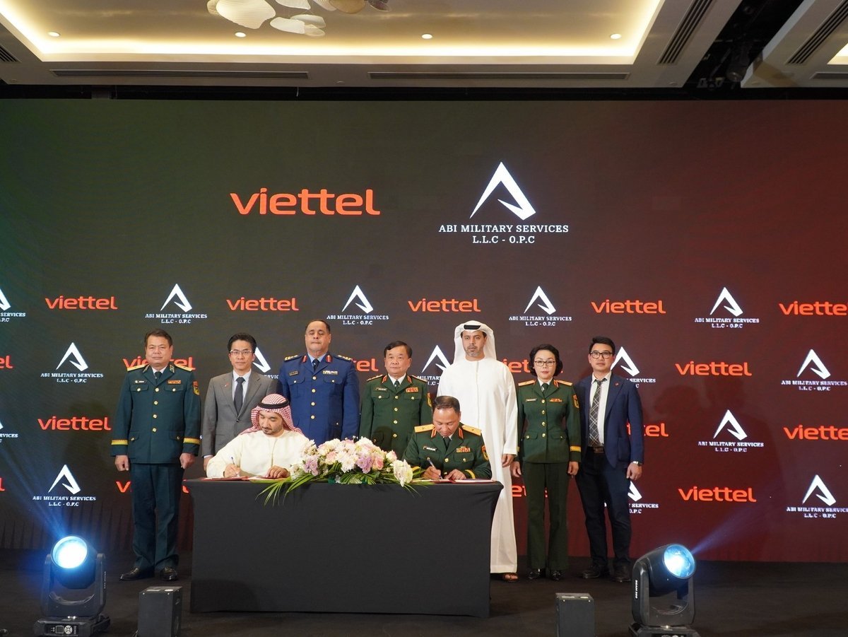 Tập đoàn Viettel đã ký 4 hợp tác chiến lược với các tập đoàn công nghệ lớn trên thế giới trong sự kiện ra mắt văn phòng đại diện tại UAE. Ảnh: Viettel.