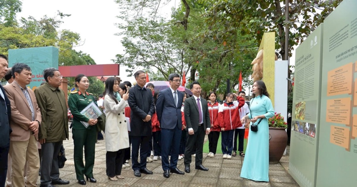 Triển lãm về các di sản văn hóa phi vật thể Cổ Loa