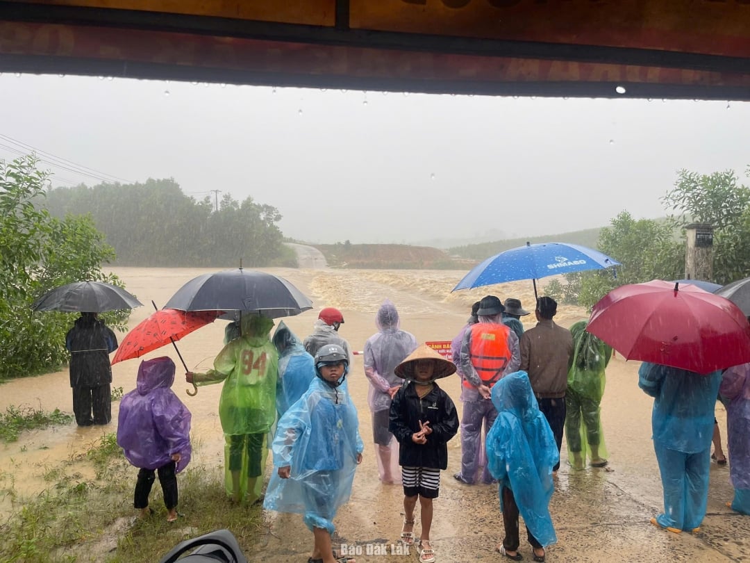 Un endroit inondé dans le village 6.