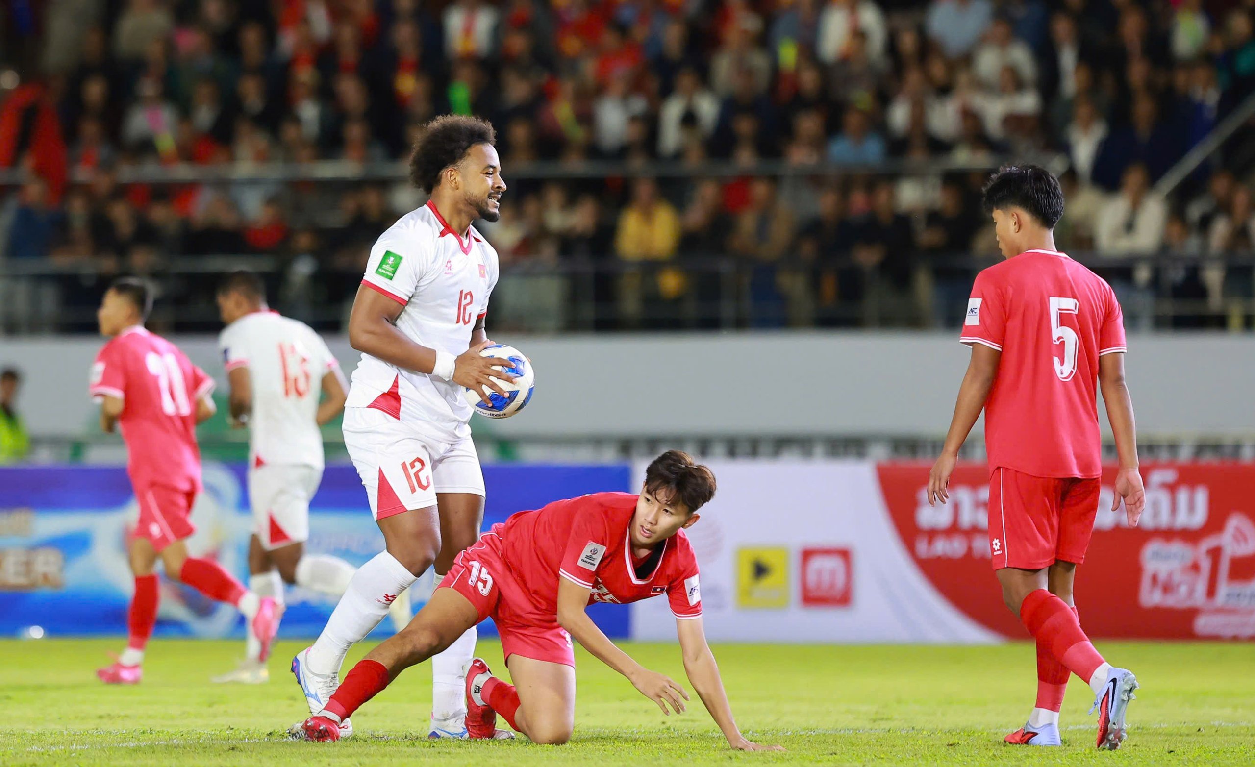 Điểm nhấn đội tuyển Việt Nam 2-0 Lào: Ông Kim mở khóa hàng công, chờ tiếp Malaysia- Ảnh 1.