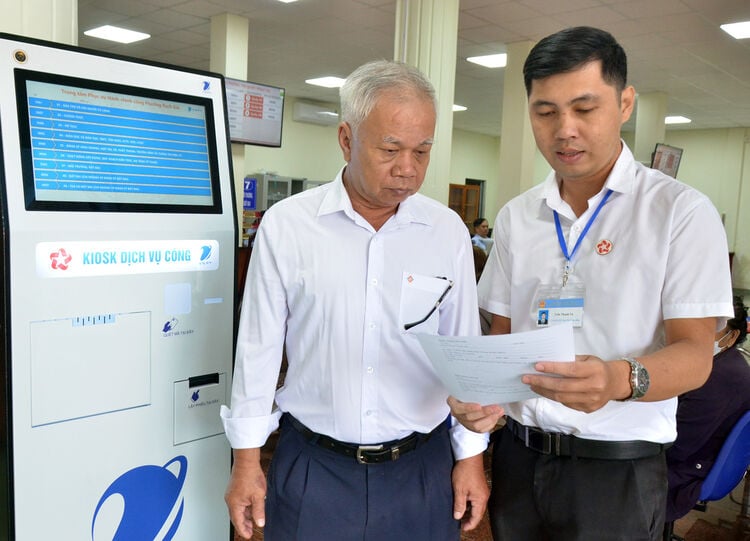 Tuổi trẻ An Giang chung tay cải cách hành chính