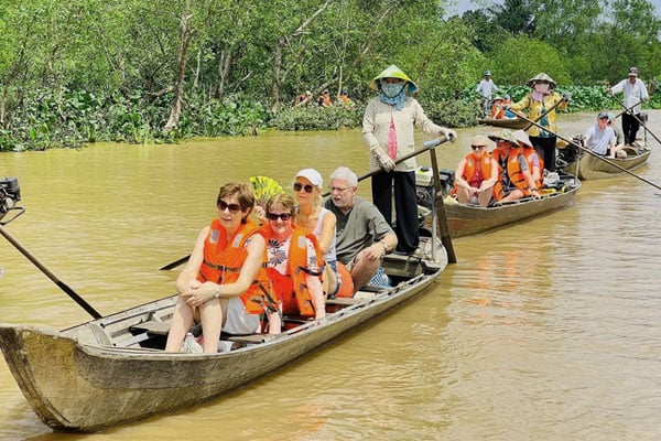 Die Kanäle auf der Insel An Binh werden ausgebaggert, um dem Wassertourismus zu dienen.