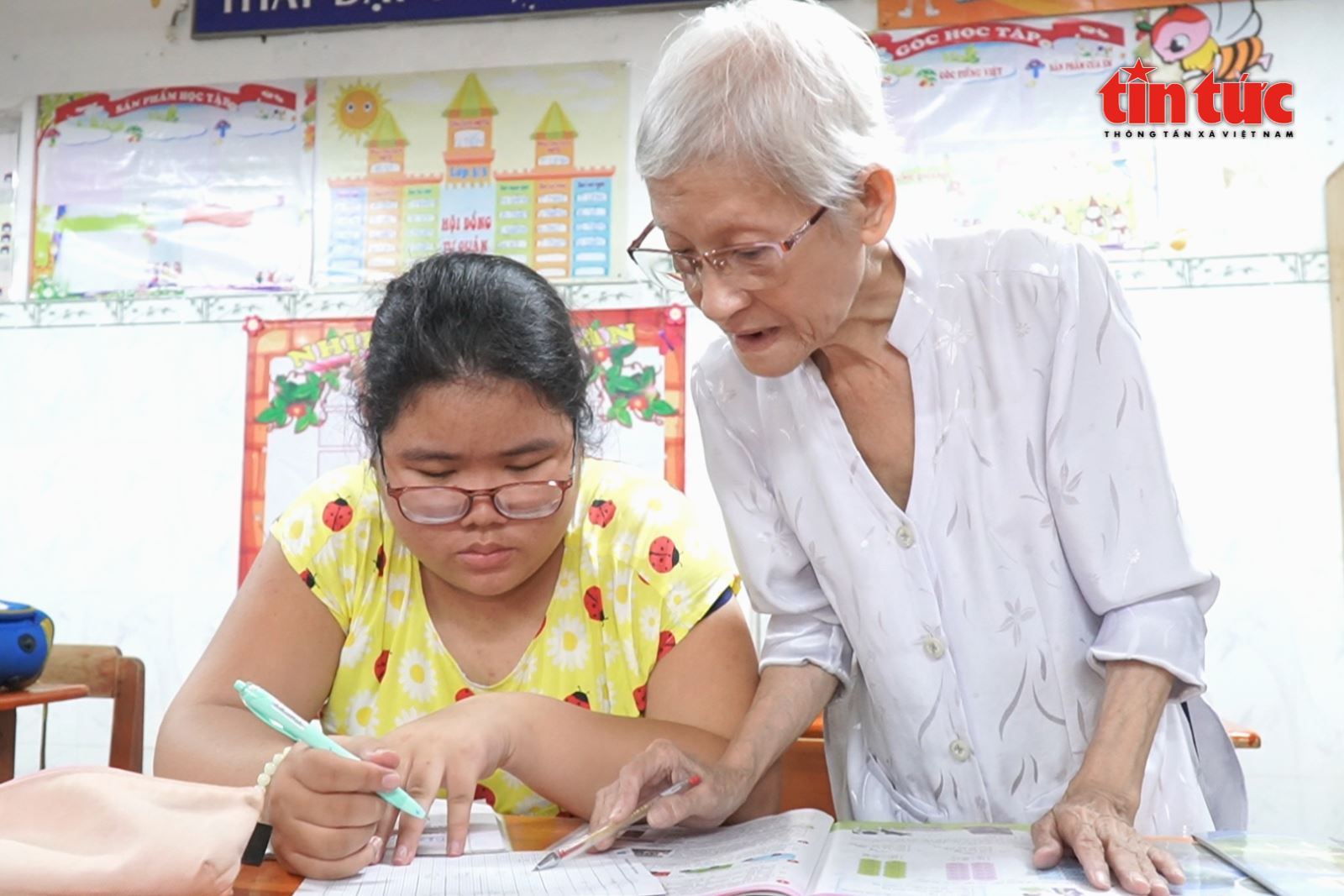 Підпис до фотографії