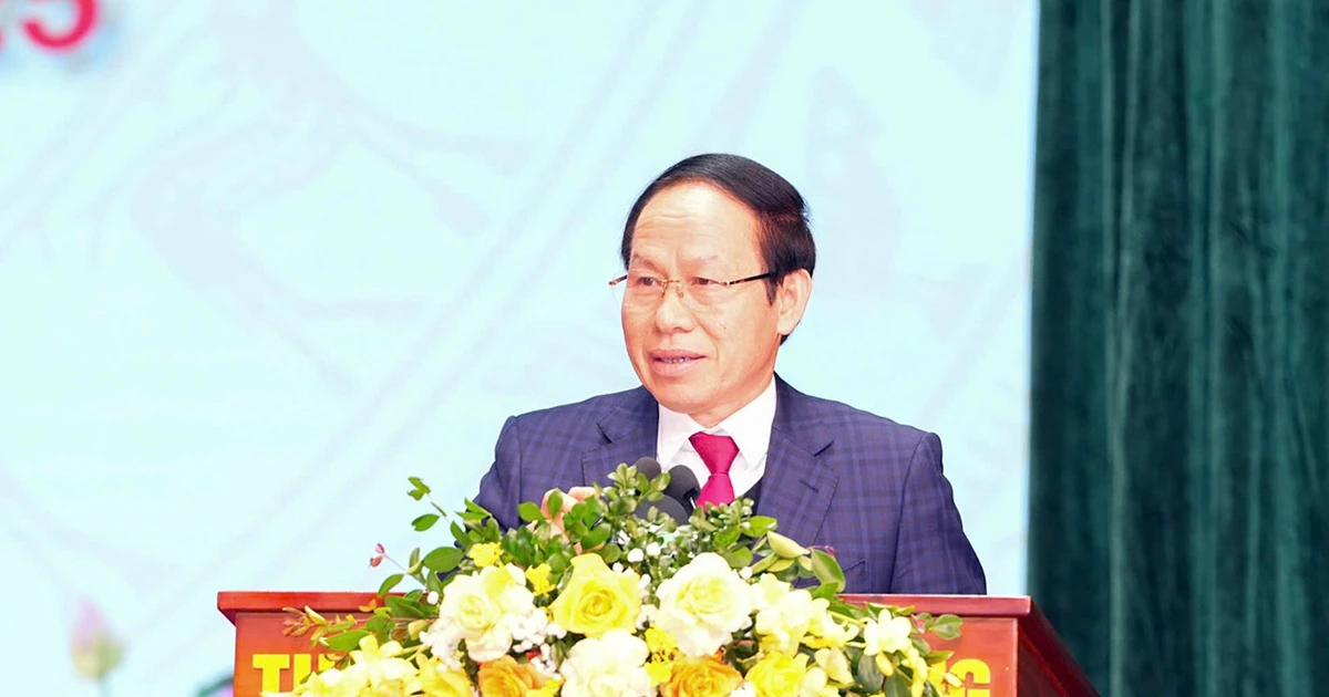 Bí thư Hải Phòng đối thoại với 800 cán bộ quản lý, nhà giáo