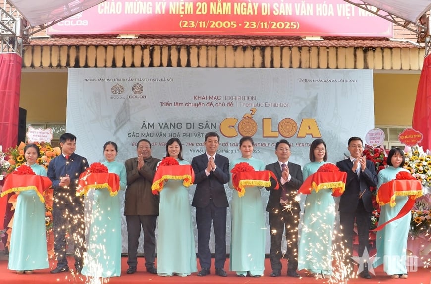 Khai mạc Triển lãm "Âm vang di sản - Sắc màu di sản văn hóa phi vật thể Cổ Loa"