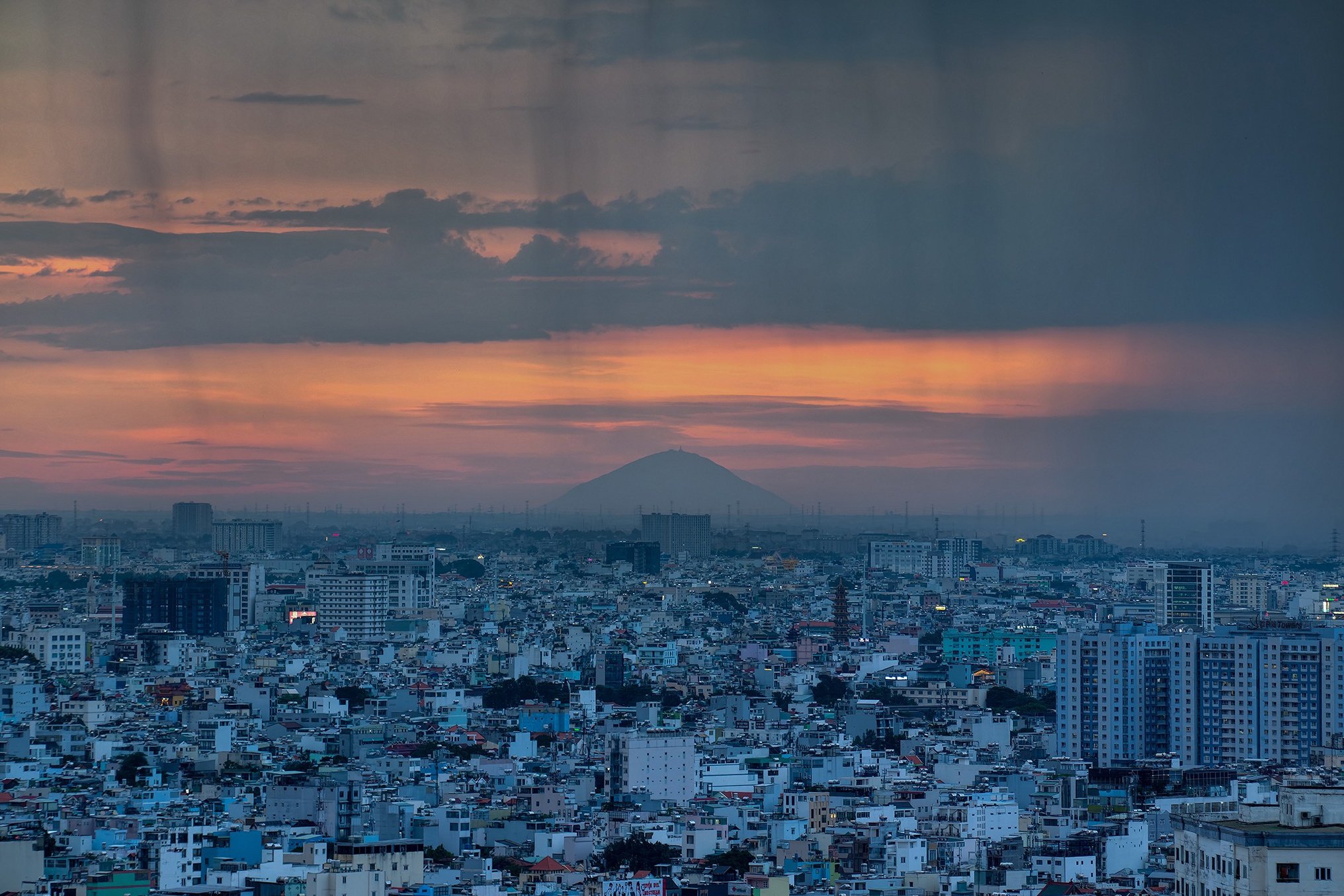 ภูเขาบาเด็น วิวจากนครโฮจิมินห์ ภาพที่ 1