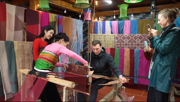 Ghé thăm “ Bảo tàng sống” đầy hấp dẫn nơi núi rừng Thanh Hóa