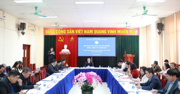 Tọa đàm phát triển thị trường bán lẻ Việt Nam đến năm 2030