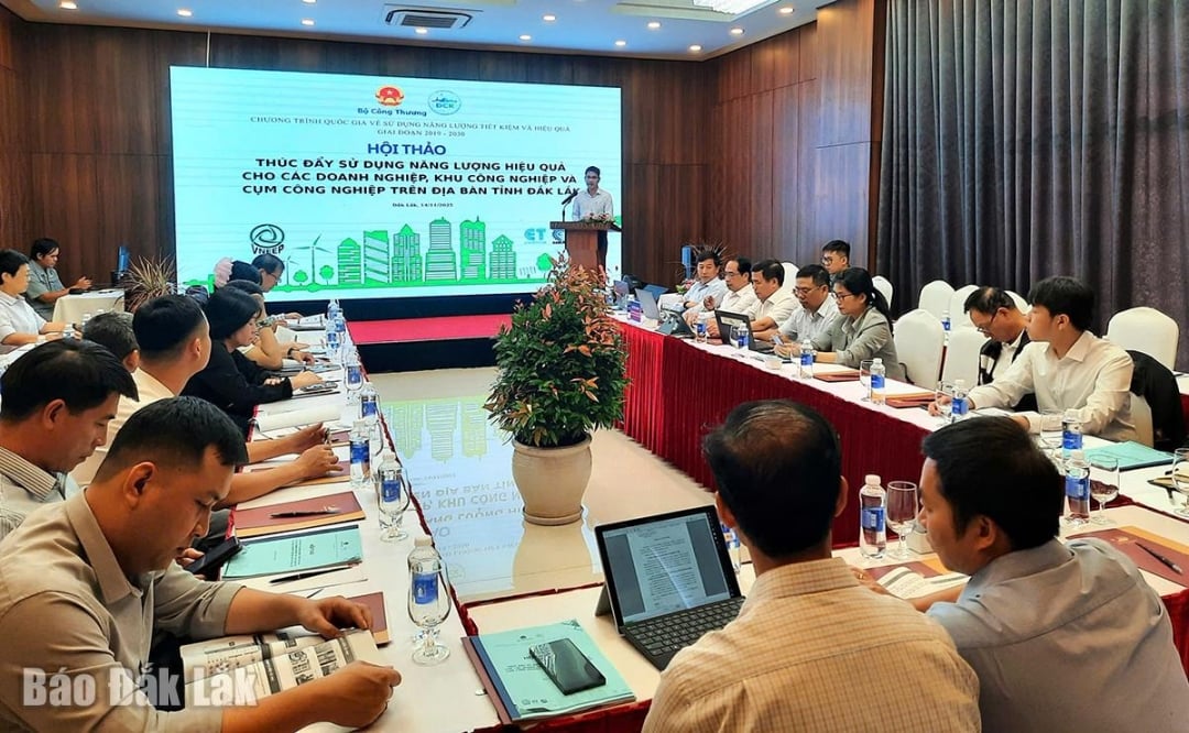 Делегаты, присутствовавшие на семинаре.