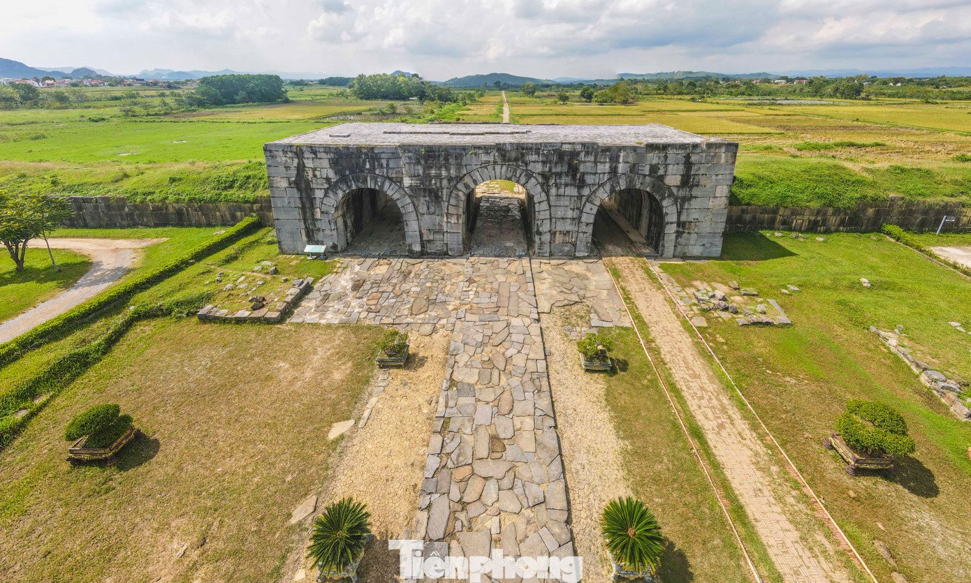 Tận thấy kho cổ vật hơn 600 tuổi ở tòa thành đá nổi tiếng xứ Thanh