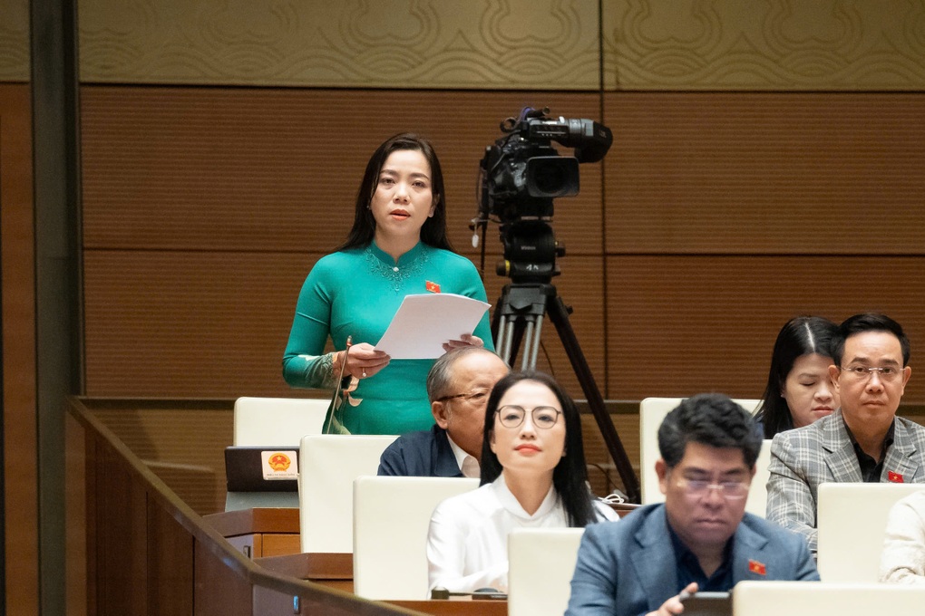 پیشنهاد برگزاری آزمون استخدامی معلمان در کل استان - 2