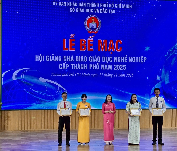 "Ông giáo" trẻ nhất trường nghề - Ảnh 5.