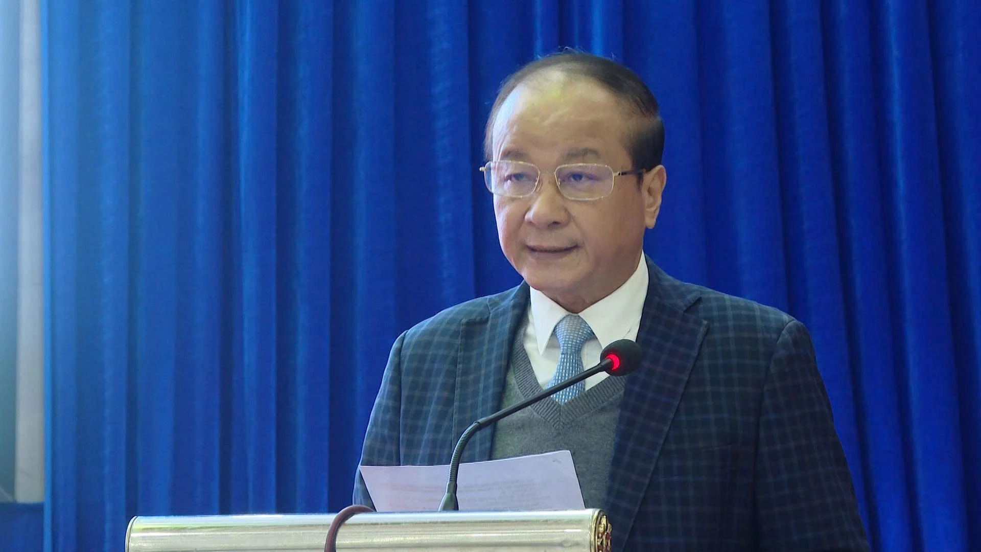 Çalıştayın açılış konuşmasını İl Bilim ve Teknoloji Dernekleri Birliği Başkanı Dr. Tran Van Tuan yaptı - Fotoğraf: H.L.