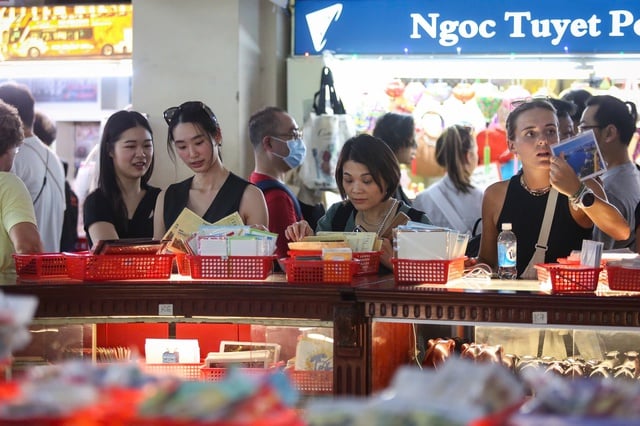 چینی سیاحوں کو راغب کرنے کا موقع - تصویر 1۔ Cơ hội thu hút khách du lịch Trung Quốc- Ảnh 1.