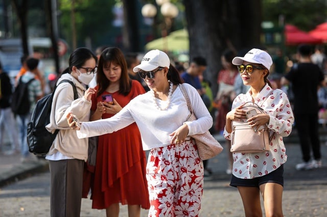 چینی سیاحوں کو راغب کرنے کا موقع - تصویر 2۔ Cơ hội thu hút khách du lịch Trung Quốc- Ảnh 2.