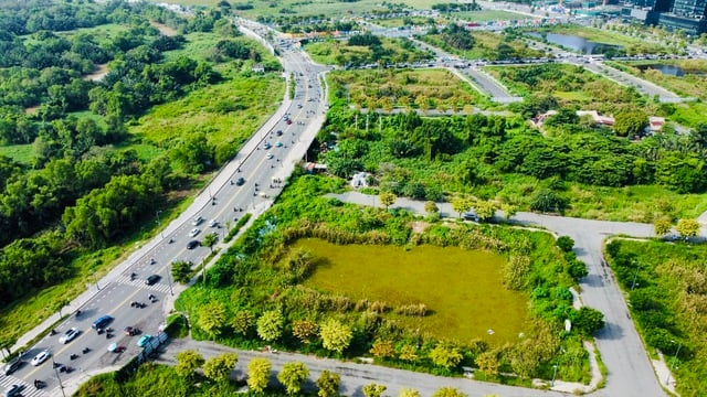 - រូបថត ៣. - Ảnh 3.