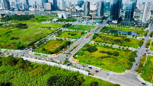 - រូបថត ៥. - Ảnh 5.