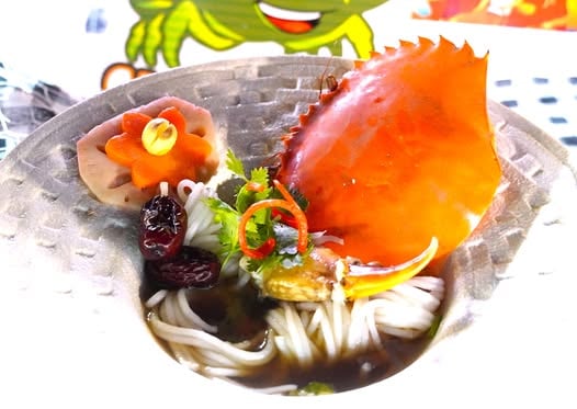 CLIP: Những món ăn hấp dẫn từ đặc sản cua Cà Mau - Ảnh 7.