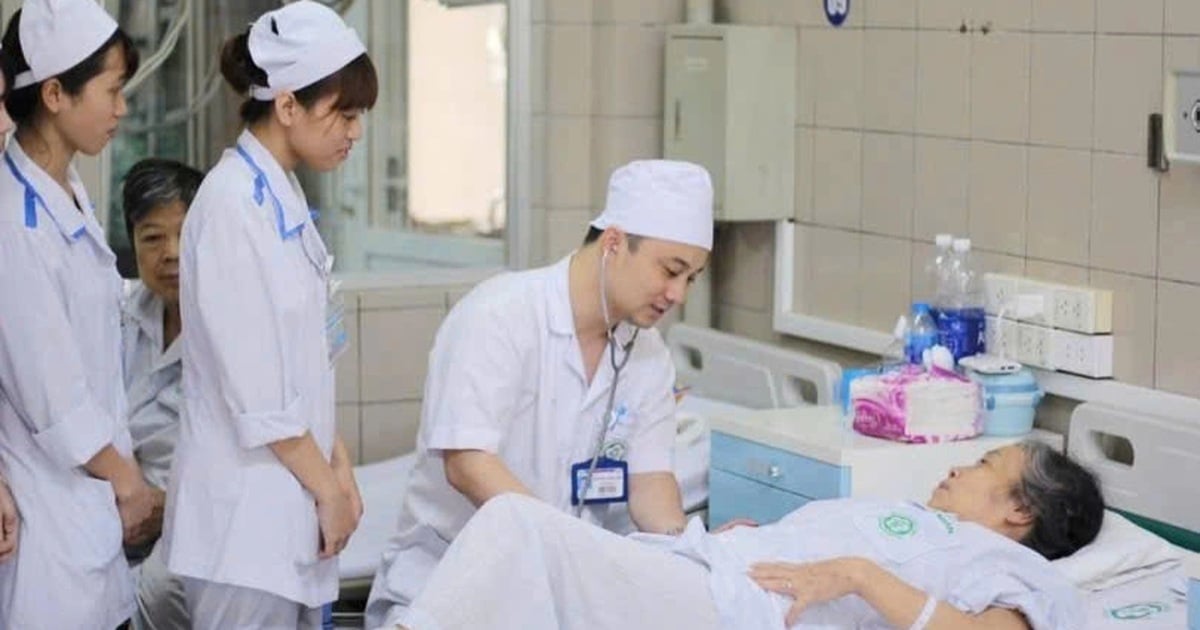 Những thầy cô mặc áo blouse trắng: Người truyền lửa tri thức và y đức