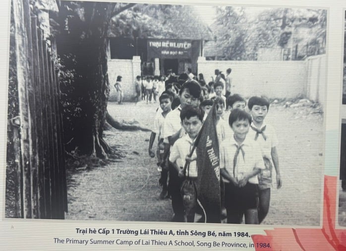 50 năm ngành GD-ĐT TP HCM: Xúc động trào dâng qua những bức hình đen- trắng  - Ảnh 3.