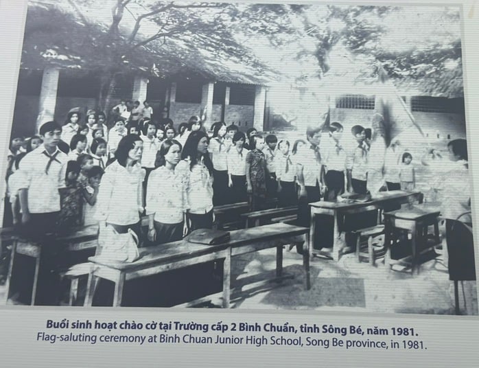 50 năm ngành GD-ĐT TP HCM: Xúc động trào dâng qua những bức hình đen- trắng  - Ảnh 5.