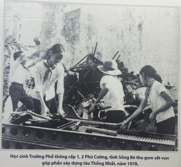 50 năm ngành GD-ĐT TP HCM: Xúc động trào dâng qua những bức hình đen- trắng  - Ảnh 8.