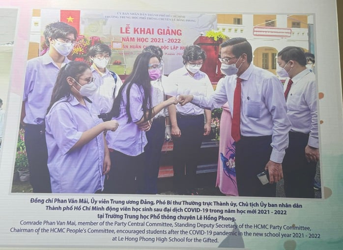 50 năm ngành GD-ĐT TP HCM: Xúc động trào dâng qua những bức hình đen- trắng  - Ảnh 18.