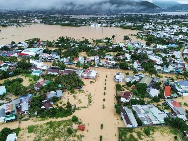 Triển khai tất cả các biện pháp cấp bách cần thiết để ứng phó với mưa lũ đặc biệt lớn tại Khánh Hòa, Đắk Lắk và Gia Lai- Ảnh 1.