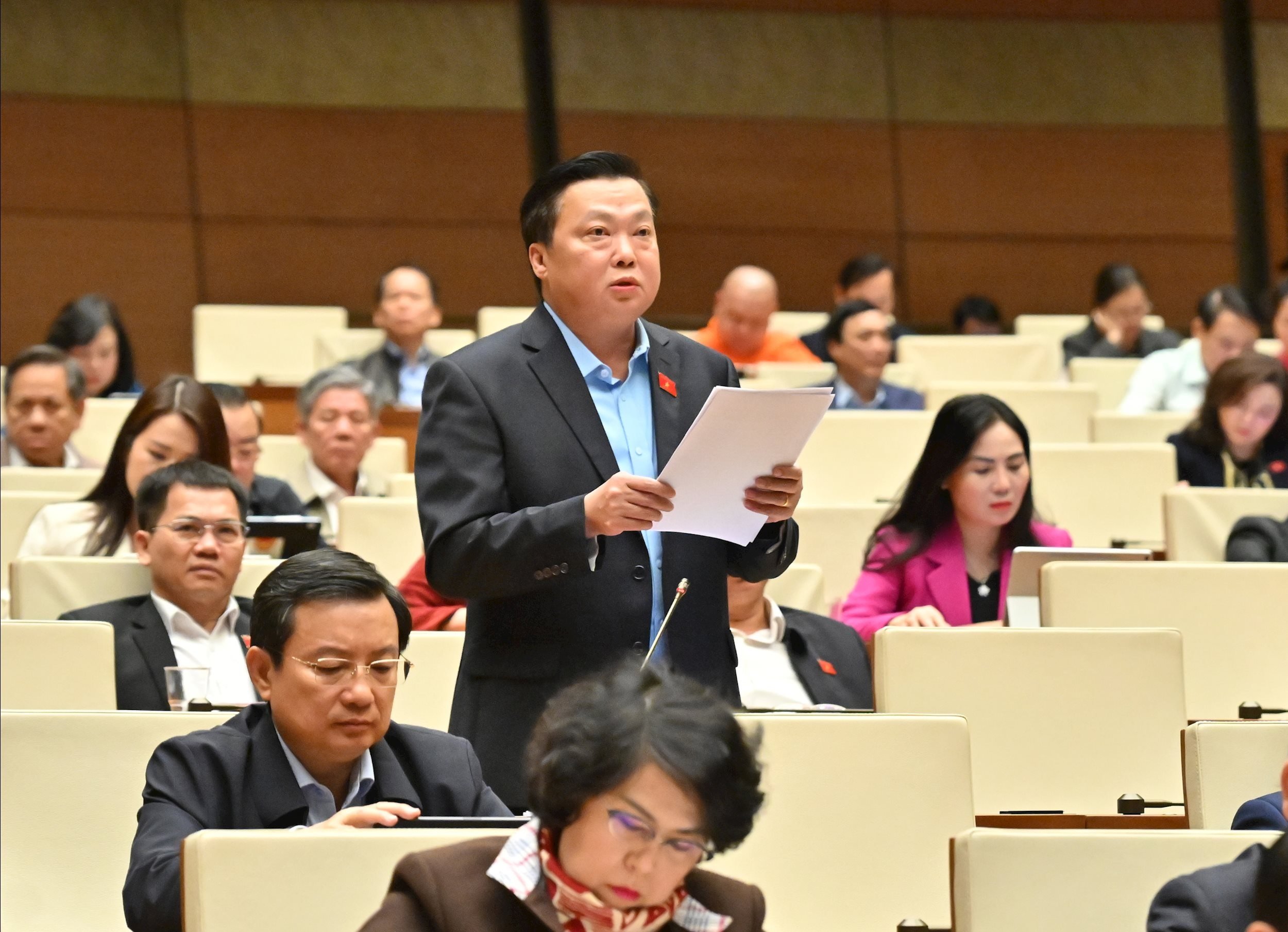 Delegado da Assembleia Nacional Pham Hung Thang (Ninh Binh)VQK_5317