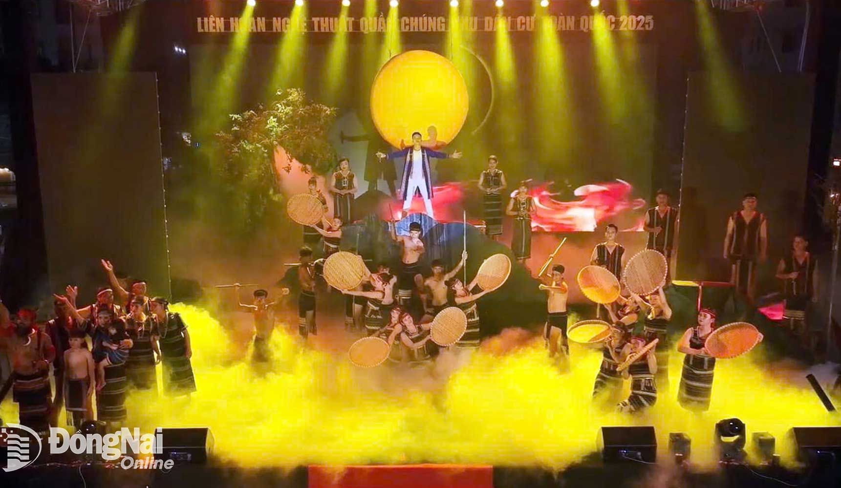 डोंग नाई की प्रस्तुति 